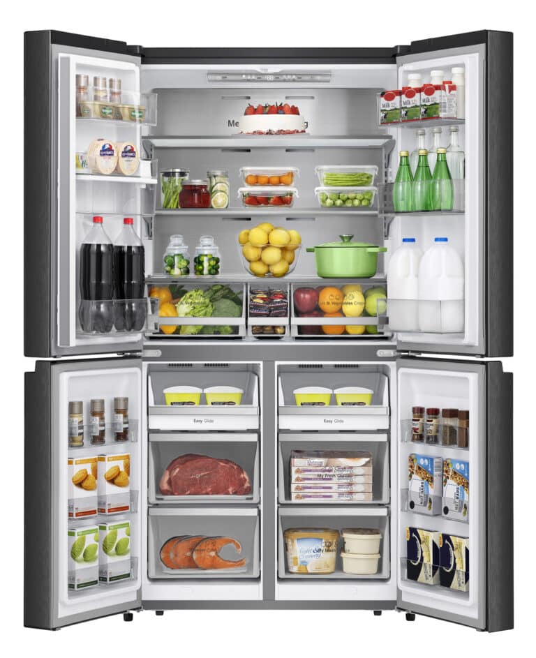 Hisense RQ758N4SWFE PureFlat American Style Fridge Freezer – Black