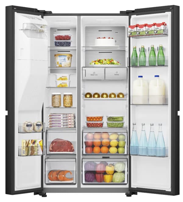 Hisense RS818N4TFE PureFlat American-Style Fridge Freezer