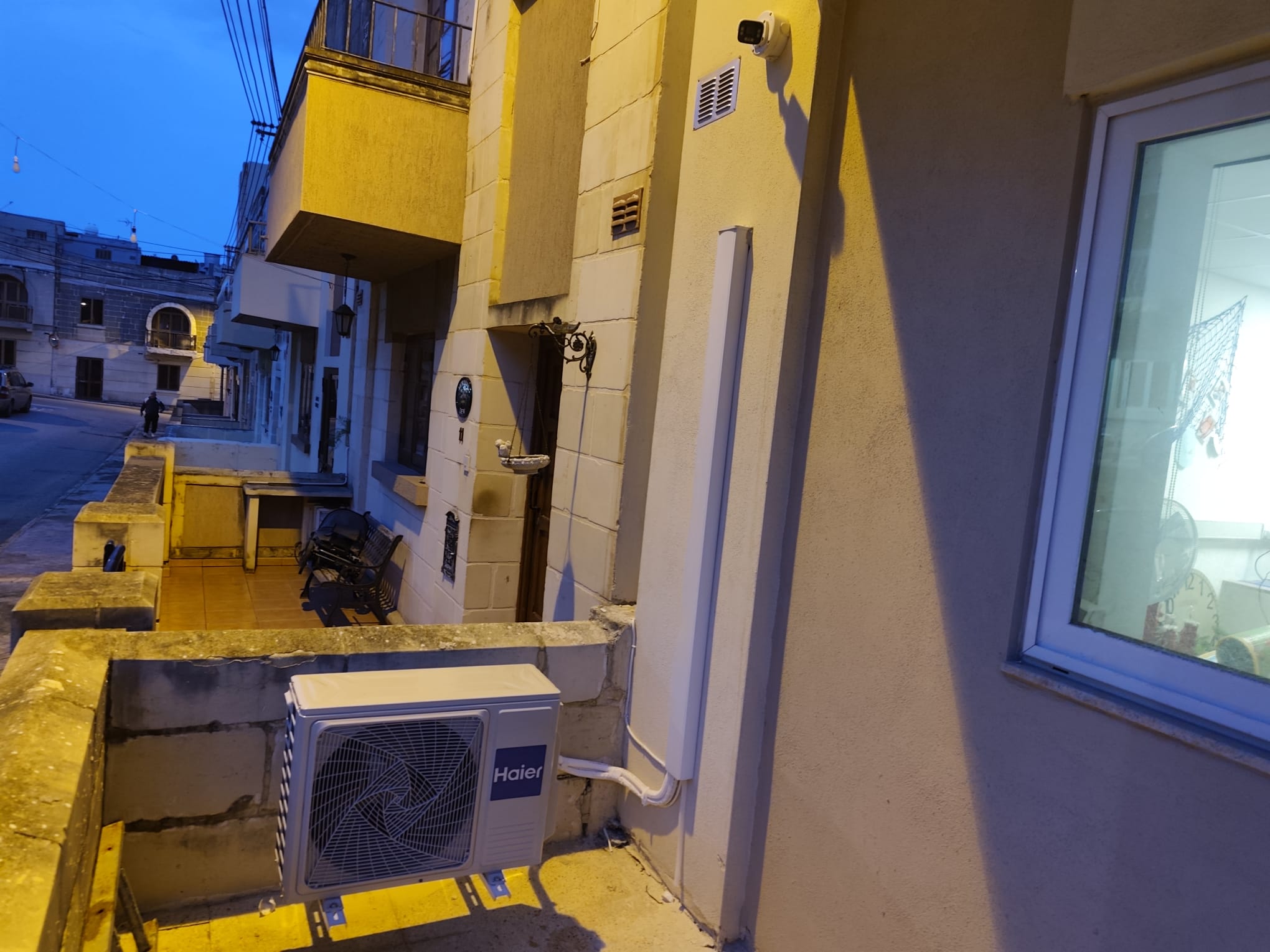 Haier Pearl Pro Inverter Air Conditioner – 12,000 / 18,000 / 24,000 BTU