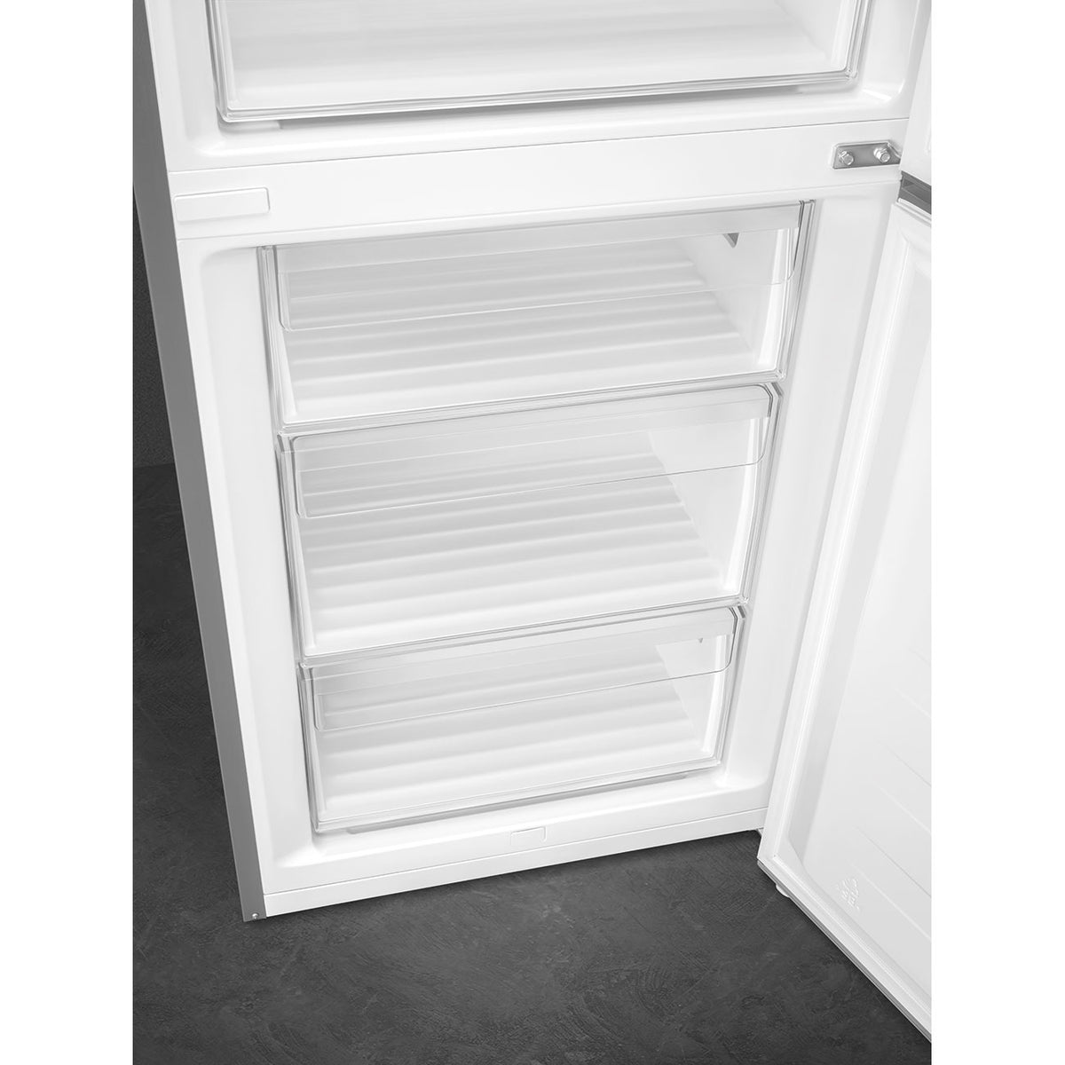Smeg Free standing refrigerator Bottom Mount Universale Aesthetic – Inox-look