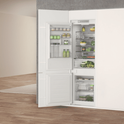 Whirlpool WHC18 T322 UK Built In Fridge Freezer 177CM, Total NoFrost, 6TH SENSE SKU: WHWHC18T322UK